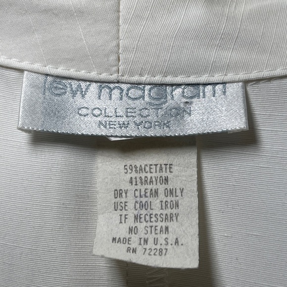 Lew Magram collection Cream button front vest size 12 made in USA - Picture 5 of 7